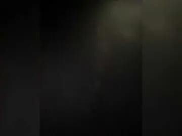 Thicktana29  live sex cam