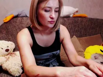 Alya555  live sex cam