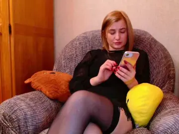 Alya555  live sex cam