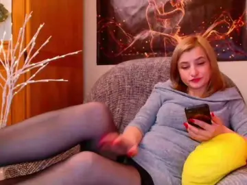 Alya555  live sex cam