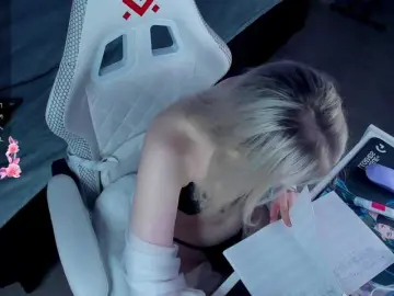 SweeteRose  live sex cam