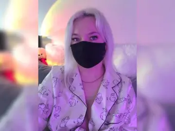 Alicekitty  live sex cam