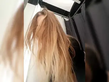 AnyaSweet18  live sex cam