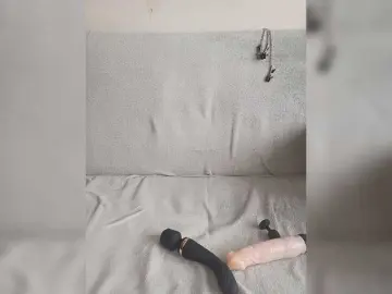 AnyaSweet18  live sex cam