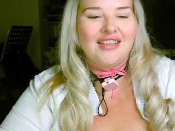 BellaBelly  live sex cam