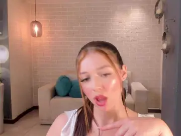 EmilyCarter  live sex cam