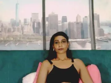 ErroticStarr  live sex cam