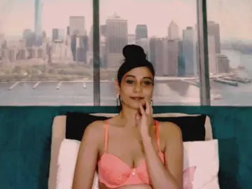 ErroticStarr  live sex cam