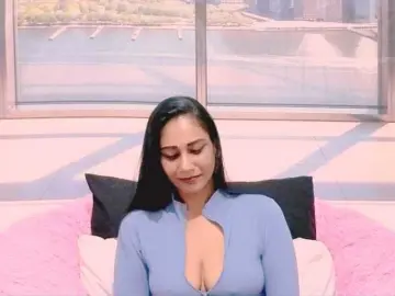 ErroticStarr  live sex cam