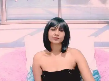 ErroticStarr  live sex cam
