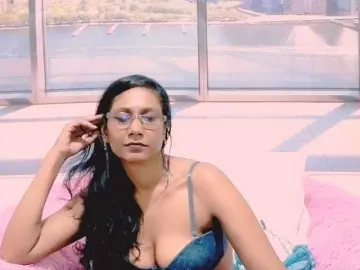 ErroticStarr  live sex cam