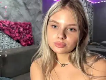 LakeshiaBuesing  live sex cam