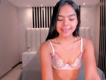 SaphiraJames  live sex cam