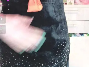 Famouswomen  live sex cam