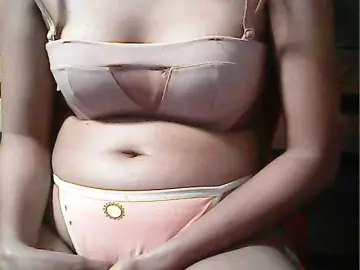 Flowerhairypinay  live sex cam