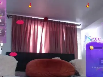 Grettajames  live sex cam