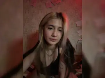 Karinka-hot007  live sex cam