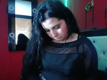 DaisyMoon8  live sex cam