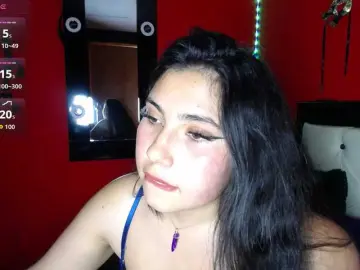DaisyMoon8  live sex cam