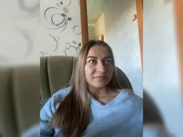 Mari-17  live sex cam