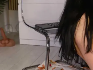 Miss-Denisse  live sex cam