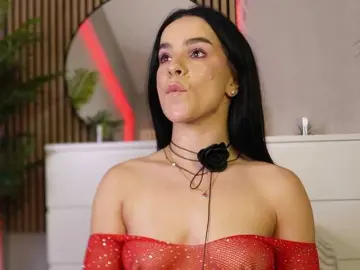 Miss-Denisse  live sex cam