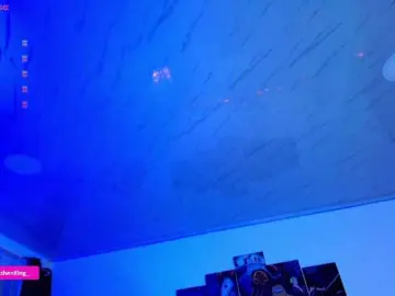 Nicorobin  live sex cam