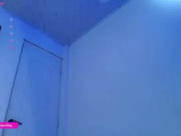 Nicorobin  live sex cam