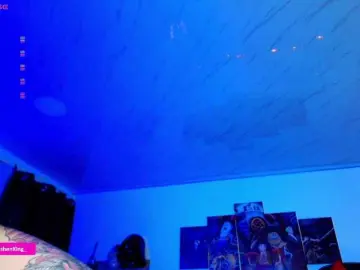 Nicorobin  live sex cam