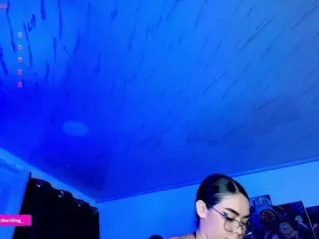 Nicorobin  live sex cam