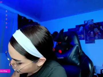 Nicorobin  live sex cam