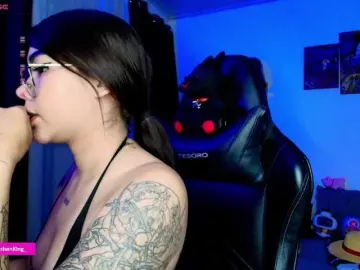 Nicorobin  live sex cam