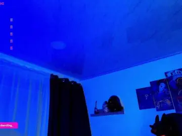 Nicorobin  live sex cam