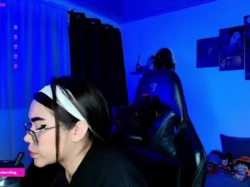 Nicorobin  live sex cam