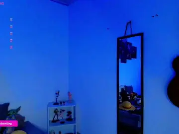 Nicorobin  live sex cam