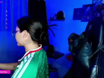 Nicorobin  live sex cam