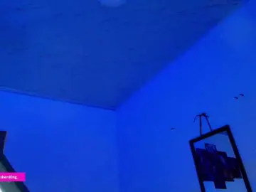Nicorobin  live sex cam