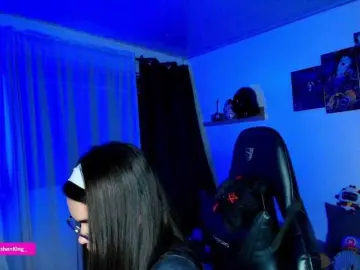 Nicorobin  live sex cam