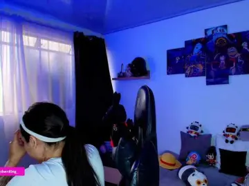 Nicorobin  live sex cam