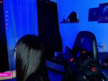 Nicorobin  live sex cam