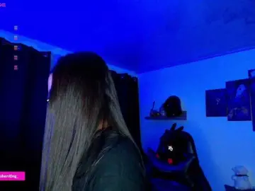 Nicorobin  live sex cam