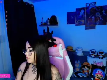 Nicorobin  live sex cam