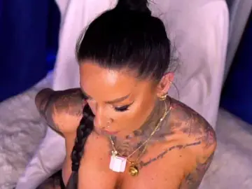 ScarletNoir  live sex cam