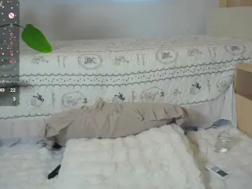 SlowlyLolly44  live sex cam