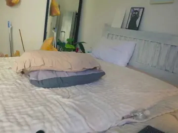 SlowlyLolly44  live sex cam