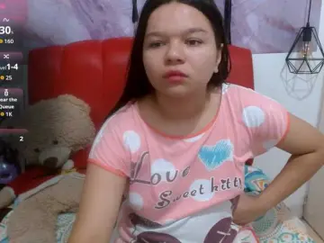 Naomi18a  live sex cam