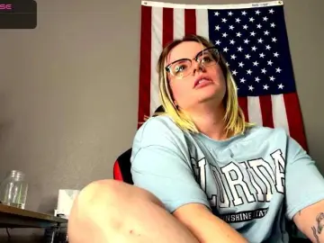 Sweetshyann111  live sex cam