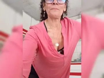 Linamilf70  live sex cam