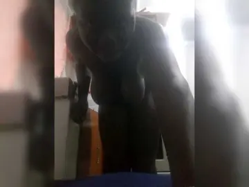 Melanin-pixie  live sex cam