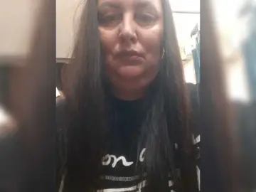 OlgaSaphire  live sex cam